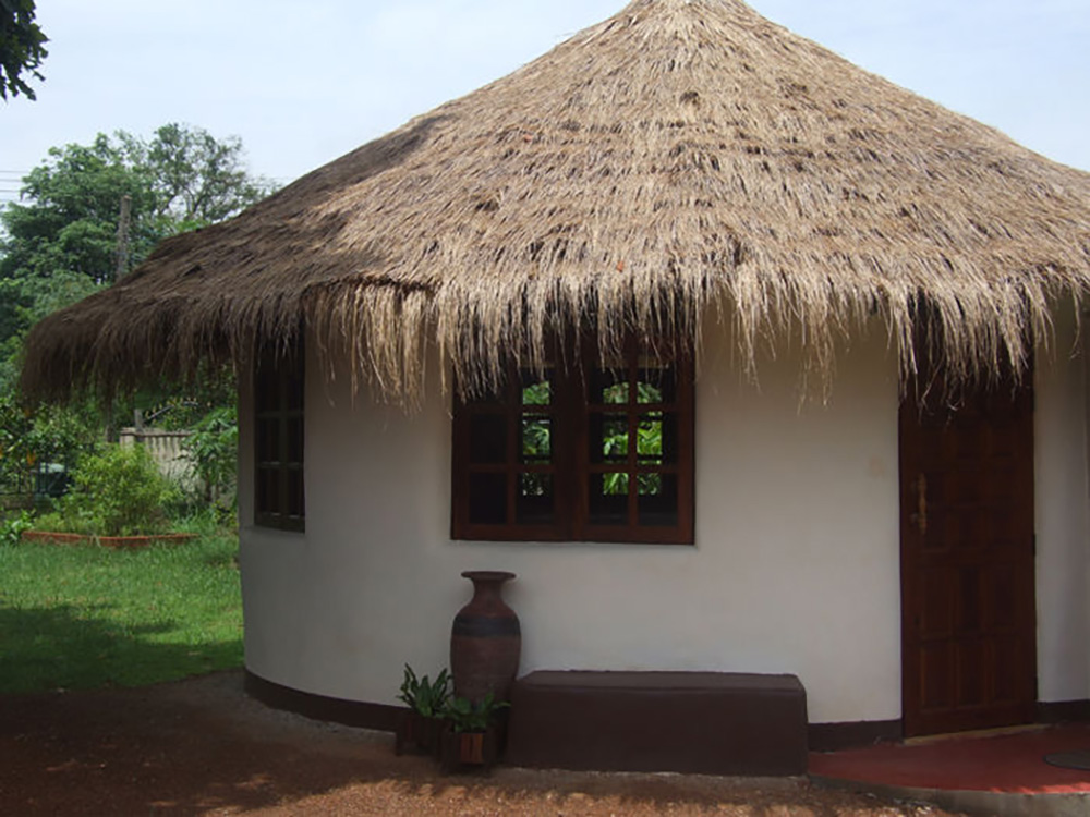 Roofing Techniques for Earth Bag Homes
