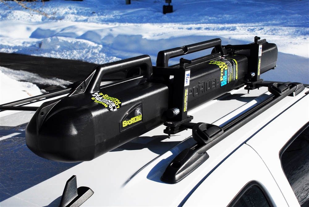 Securely Attach Your Skis Bag to a Roof Rack